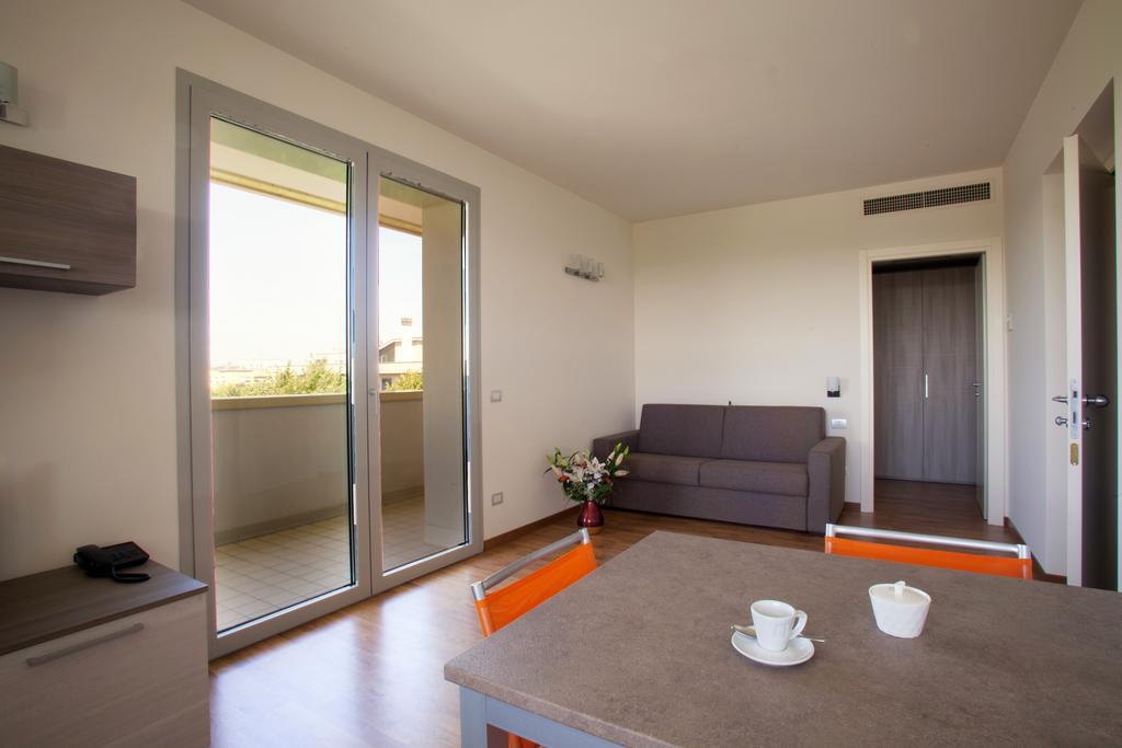 Residence Le Querce Cernusco Sul Naviglio Room photo